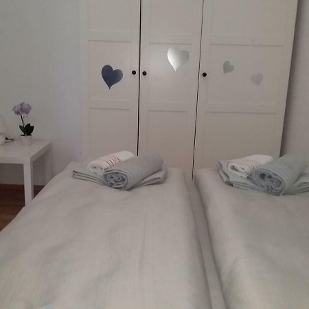 Apartment Alser Wina Bagian luar foto