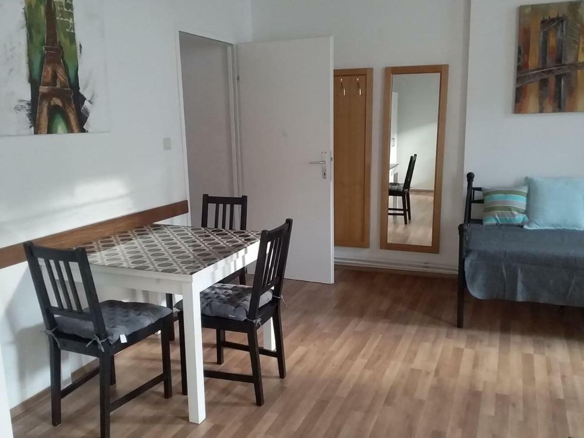 Apartment Alser Wina Bagian luar foto