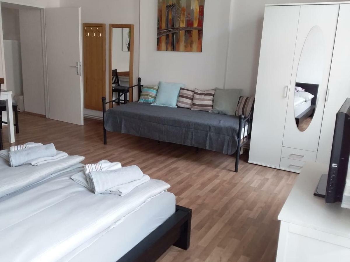 Apartment Alser Wina Bagian luar foto